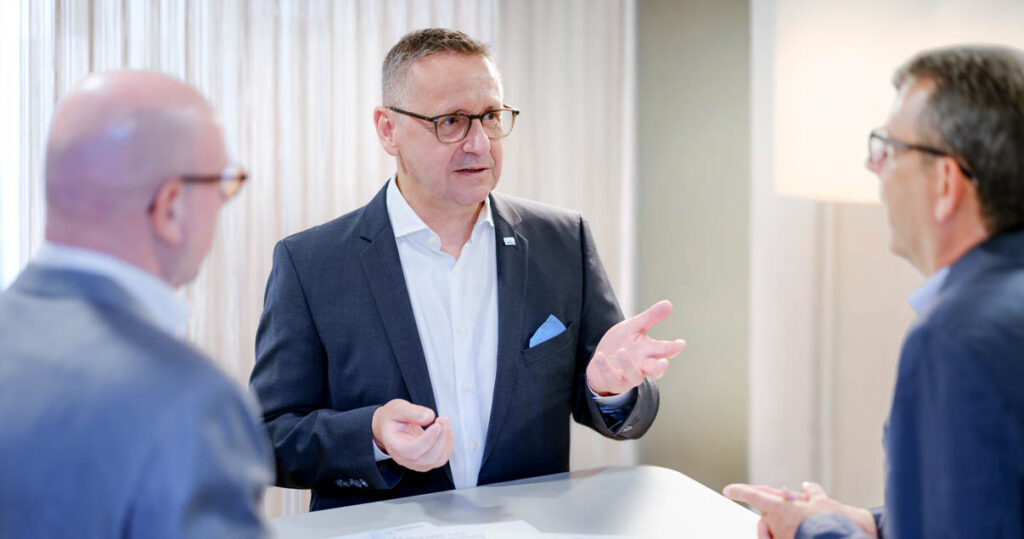 dieSaremas: Vakanz überbrücken - Finanzbereich nahtlos fortführen